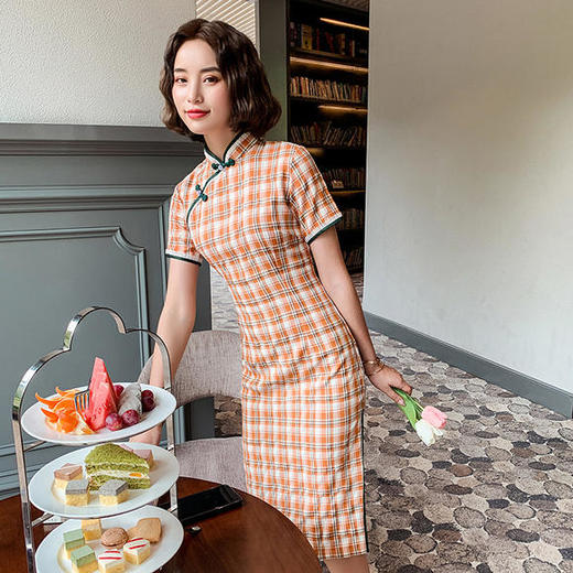 za82104新款优雅气质显瘦弹力棉格子中长花边旗袍裙 - 倾城旗袍