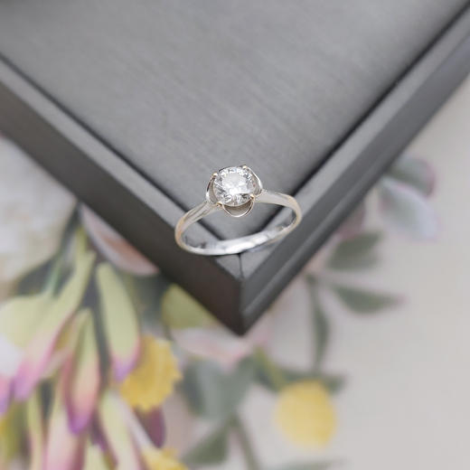 18K钻石戒指（0.536ct） 商品图0