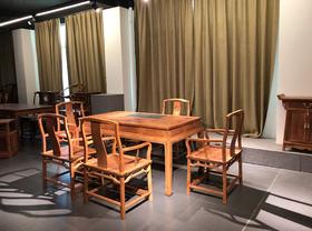 红桥红  家具严选  缅甸花梨（大果紫檀）  【158石盘茶趣 双抽屉马蹄腿茶桌】