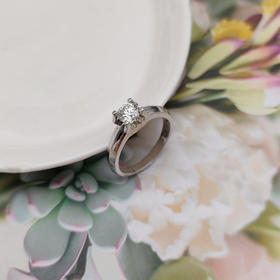 18k钻石戒指（0.57ct）圈号：15#