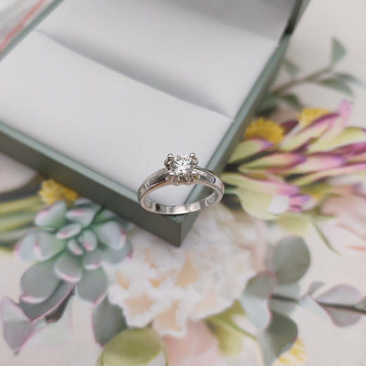 18k钻石戒指（0.57ct）圈号：15# 商品图2