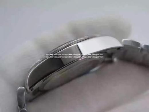 ZF 神器帝陀小黑花ZF出品 2017年巴塞尔新款帝陀小兰花，在老款的基础上官方做出了细节调整1.调整玻璃的款式将原先的平行设计修改成锅盖形，更加强烈的展现该系列复古怀旧的情怀2.重新设计钢带，17款 商品图9