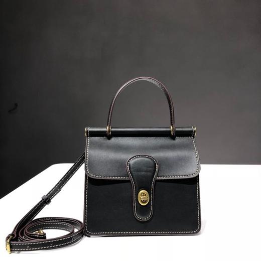 c驰 新品willis复古神仙美包