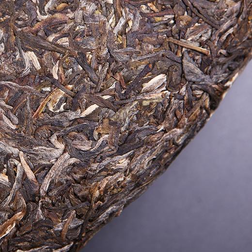 184     迈老树●2020春●收藏价5688元●秒杀价218元，限10片！！！三公斤大饼●送布袋茶架●口感鲜爽，汤色透明。料好口感好，收藏送礼首选！ 商品图1