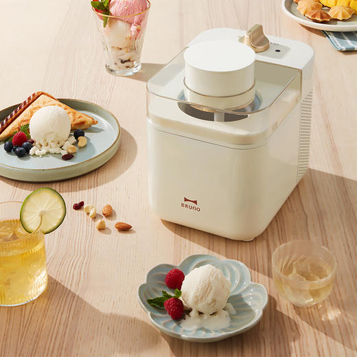 日本bruno冰淇淋机家用小型自制迷你水果沙冰机儿童冰激凌雪糕机