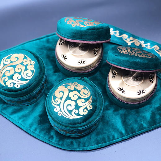 新人礼包养生礼包A【艾斯缇诗艾灸四联灸（四个罐+四联艾灸套+穴位图）1组+妙菩灸1盒+温和灸艾柱54粒1盒+艾灸单罐（单罐+防烫布套+穴位图）2组】 商品图8