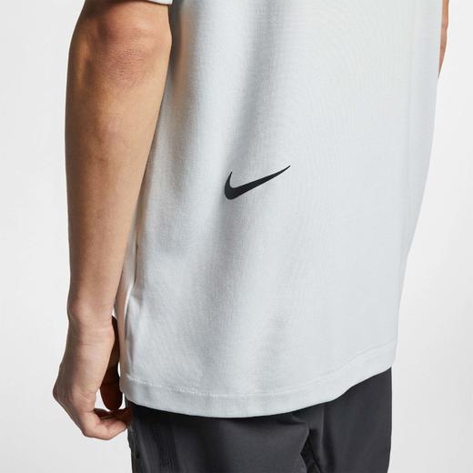 Nike 耐克Sportswear Tech Pack 男款短袖上衣 商品图4
