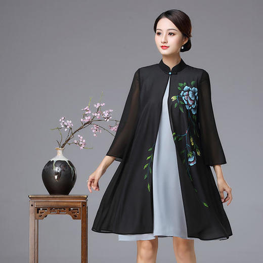 RYS-A19026新款原创设计手绘乔其纱改良旗袍裙 商品图1