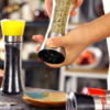 【研磨器】手动胡椒研磨器创意胡椒研磨玻璃瓶厨房用品花椒磨粉器 商品缩略图0