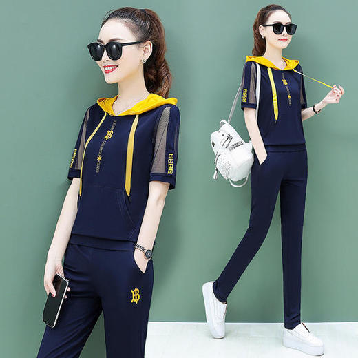 SP1011123新款韩版时尚宽松短袖连帽T恤休闲运动两件套 商品图1