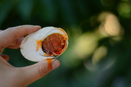 2025微山湖轻盐传统裹泥腌制咸鸭蛋家庭装礼盒20枚 商品图6