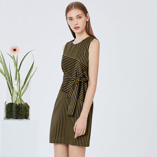 EITIE爱特爱春季系带束腰无袖优雅条纹显瘦连衣裙B20074124 商品图1
