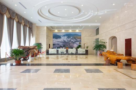 【秒杀9.3元】磐安伟业大酒店（每个ID限拍一间+房券邮寄到付） 商品图0