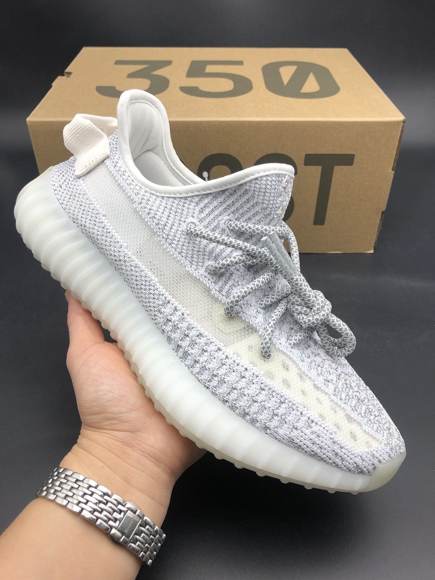 Adidas Yeezy Boost 350v2 “白满天星”EF2367 #巴斯夫真爆，绝对性价比，阿迪经典扛鼎之作，永不过时👏👏 尺码:36-46