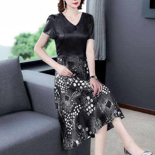 AHM-yjr8338大牌2020年新款潮时尚印花收腰显瘦桑蚕丝连衣裙 商品图1