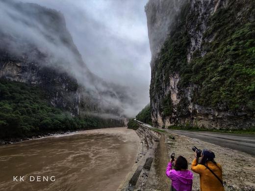 云南腾冲银杏村、和顺古镇、“人神共处之地”丙中洛、神秘独龙江、即将消失的纹面族、三江并流区域、秋那桶村、怒江峡谷、无量山樱花谷12天深度纯玩团 商品图5