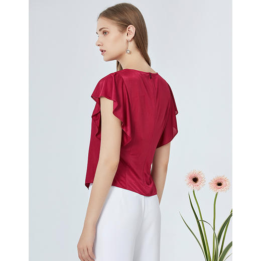 EITIE爱特爱夏季时尚洋气不对称捏褶设计小上衣女B2013436 商品图3