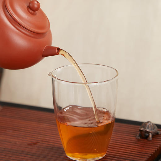 爻牌丨象山7542 生普 勐海普洱生茶 2014年原料 357g 新旧包装随机发货 商品图3