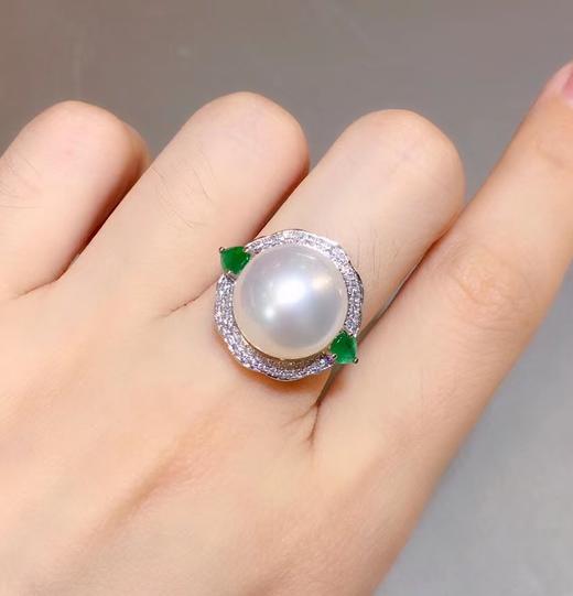 天然澳白珍珠戒指18k金钻石祖母绿豪华镶嵌珠子正圆强光极微暇精致