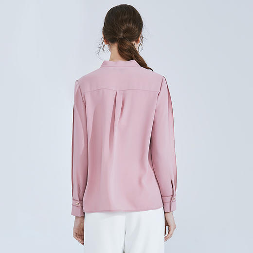 EITIE爱特爱女装春季通勤百搭简约优雅系带衫小上衣5913605 商品图3