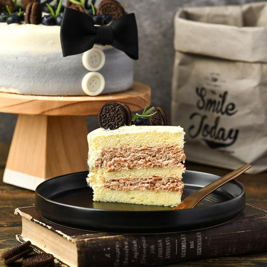 新款【绅士老爸】(巧克力薄脆鲜奶蛋糕)(福州)