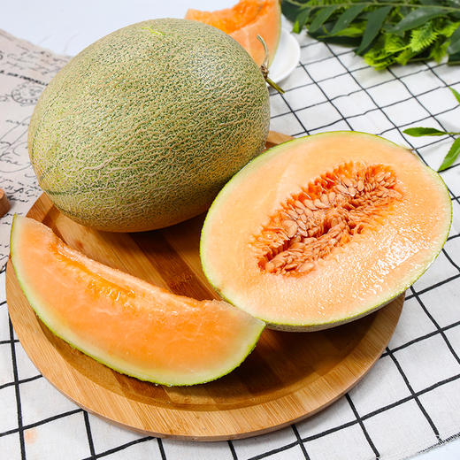 山东西州蜜瓜25号新鲜现摘哈密瓜香甜爽口汁多肉脆