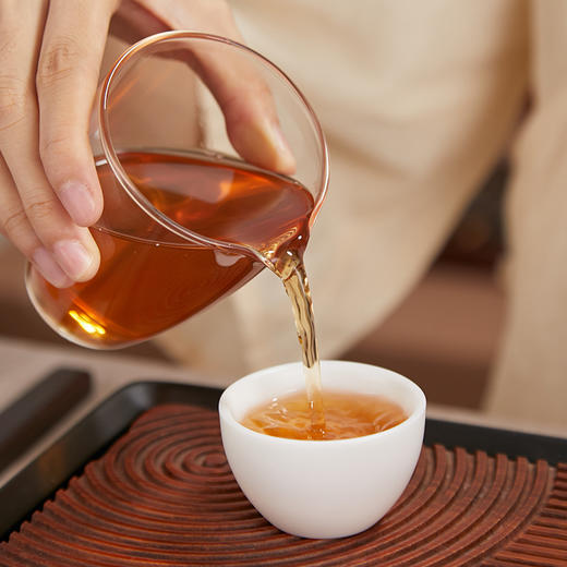 爻牌丨象山7542 生普 勐海普洱生茶 2014年原料 357g 新旧包装随机发货 商品图4