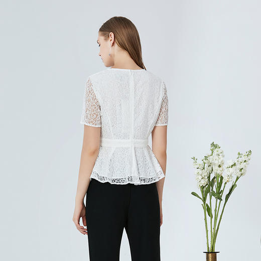 EITIE爱特爱夏季新款时尚洋气温柔显瘦蕾丝小上衣女B2013428 商品图13