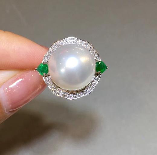 天然澳白珍珠戒指18k金钻石祖母绿豪华镶嵌珠子正圆强光极微暇精致