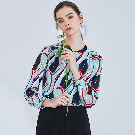 EITIE爱特爱春夏季女装印花小上衣长袖T恤衫小衬衣5913606 商品图2