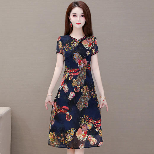 QYM-K2019B新款低领显瘦气质中年妈妈复古连衣裙 商品图3