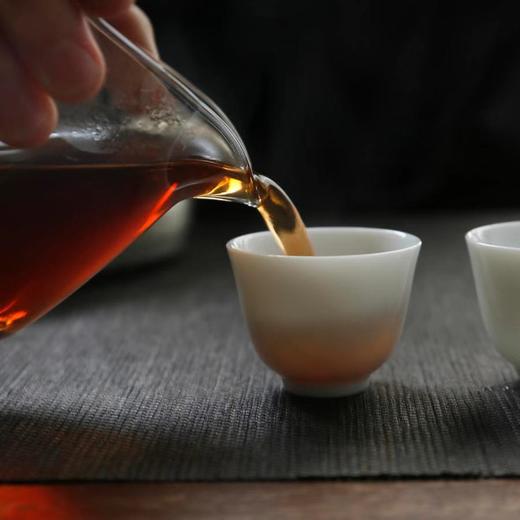 勐海大叶种熟茶03批  茶饼357g  2019年 商品图3