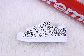 阿迪达斯/Adidas  三叶草贝壳头板鞋  白黑豹纹 货号：FV3451  Originals Superstar"White/Black Leopard"贝壳头经典百搭休闲运动板鞋
