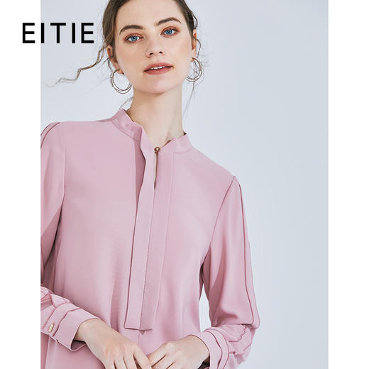 EITIE爱特爱女装春季通勤百搭简约优雅系带衫小上衣5913605 商品图0