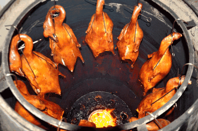 【吃断】向天歌(君怡店)金牌烧鹅饭 时蔬 例汤超值套餐16.8元抢购