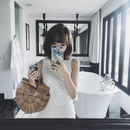 金蘑菇菇 不退不换，孤品断码  秘密花园仙白蕾丝连衣裙 显瘦假两件 商品图2