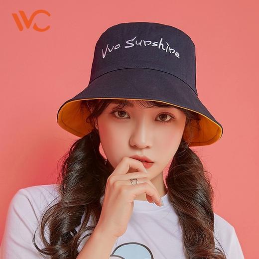现货   正版授权VVC新款双面渔夫帽女糖果色字母盆帽韩版遮阳防紫外线黑色太阳帽 商品图0
