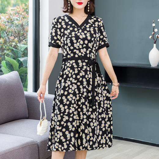 MQ-1099-2025夏装新款气质显瘦遮肚子雪纺连衣裙YY 商品图2