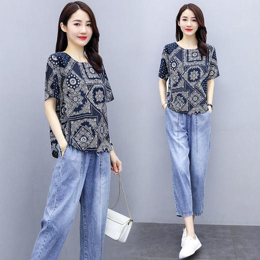 Q-ASG2028时尚休闲，印花上衣牛仔裤套装 商品图3
