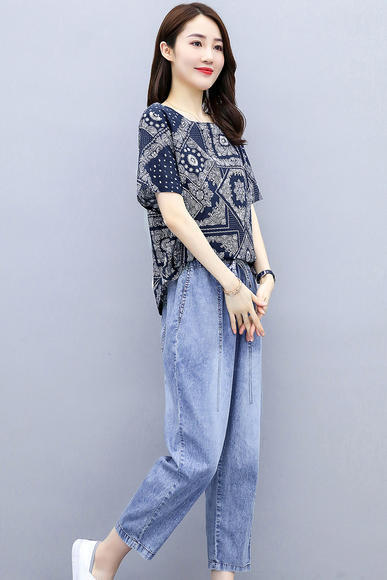 Q-ASG2028时尚休闲，印花上衣牛仔裤套装 商品图4