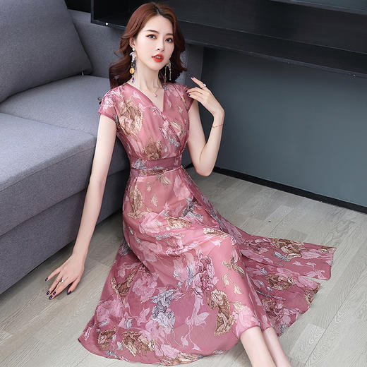 WZNH-YBX2028夏季减龄显瘦收腰短袖潮流连衣裙 商品图3