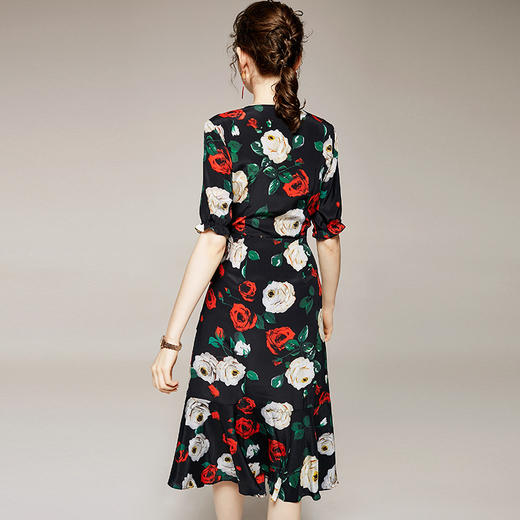 YLY MJ2123优雅气质桑蚕丝真丝V领A字裙连衣裙 商品图2