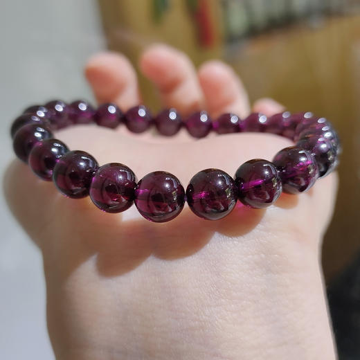 8.5mm石榴石单圈手串 商品图2