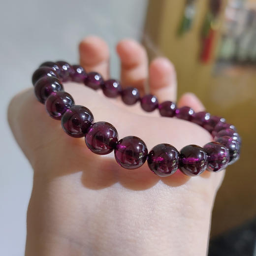 8.5mm石榴石单圈手串 商品图1