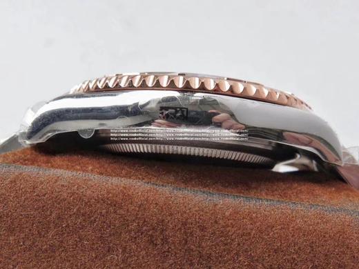 N 劳力士游艇名仕间玫金，采用同正品904钢材，40X13mm，2836自动机械机芯，搭配专柜正品一致的904精钢表壳表链，蓝宝石镜面，夜光表盘指针，折叠式表扣，防水大于50米 商品图7