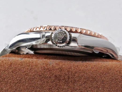 N 劳力士游艇名仕间玫金，采用同正品904钢材，40X13mm，2836自动机械机芯，搭配专柜正品一致的904精钢表壳表链，蓝宝石镜面，夜光表盘指针，折叠式表扣，防水大于50米 商品图8