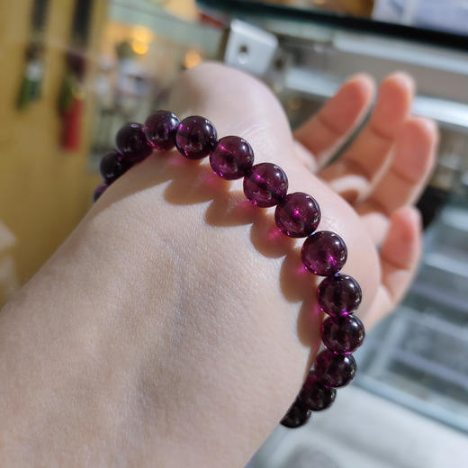 8.5mm石榴石单圈手串 商品图0