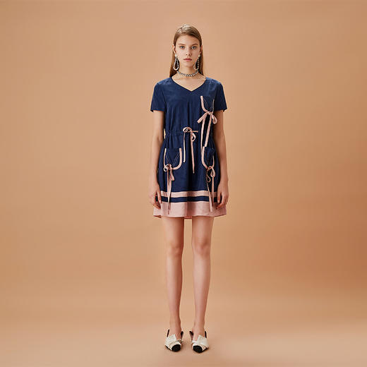 粉蓝撞色迷你口袋连衣裙 商品图1