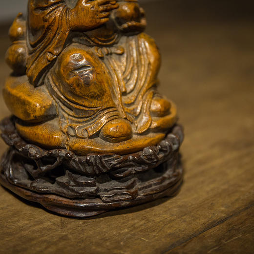 清代  竹雕下棋老者像（原红木座） 商品图3