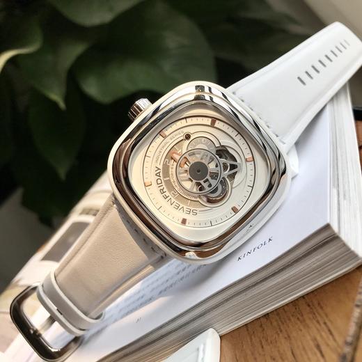 保真sevenfriday自动机械表